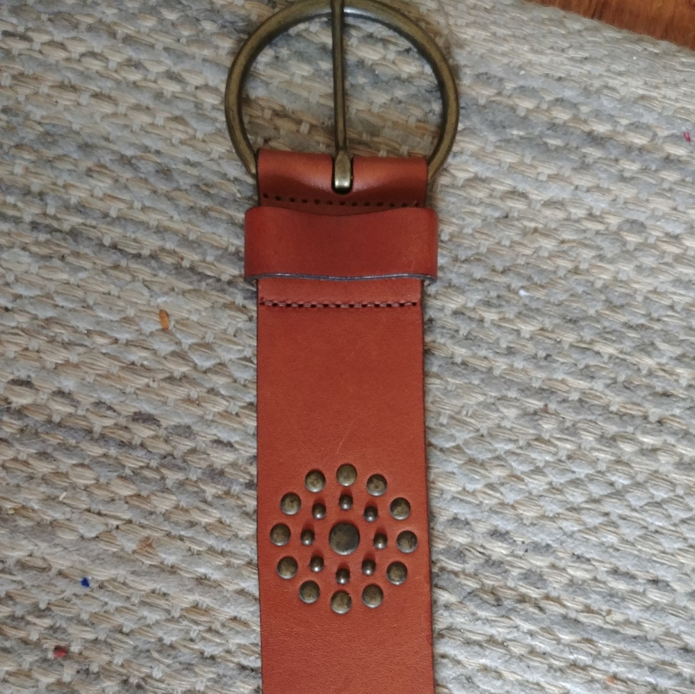 Leather belt